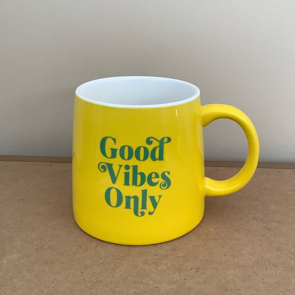 Good Vibes Only Mug